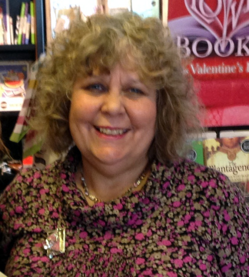 author photo - Lizzie Lamb