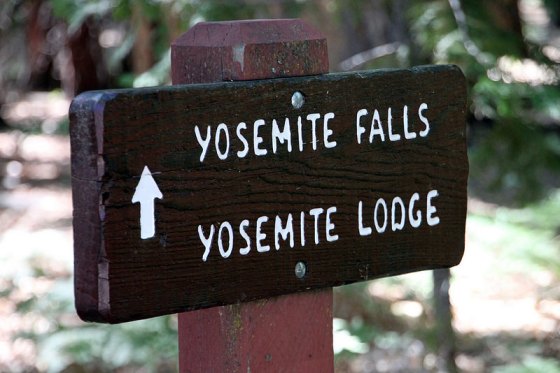 Yosemite sign